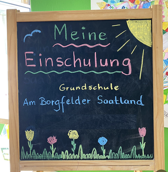 Beschriftete Tafel Meine Einschulung