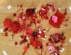 Verschiedene rote Gegenstände 
&tilde; Bildnachweis: Rainer Schmidt